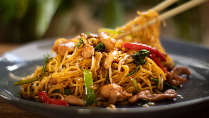 CHICKEN NOODLES